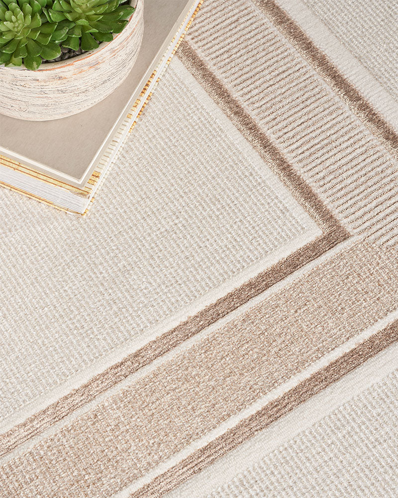 GLITZ GLZ08 BORDER RUG IVORY GOLD