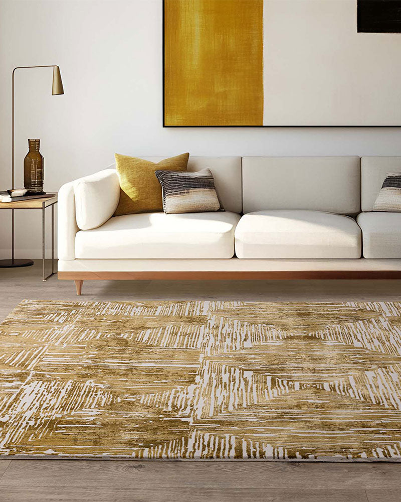 KUZA PORTRAIT GOLD GEOMETRIC RUG