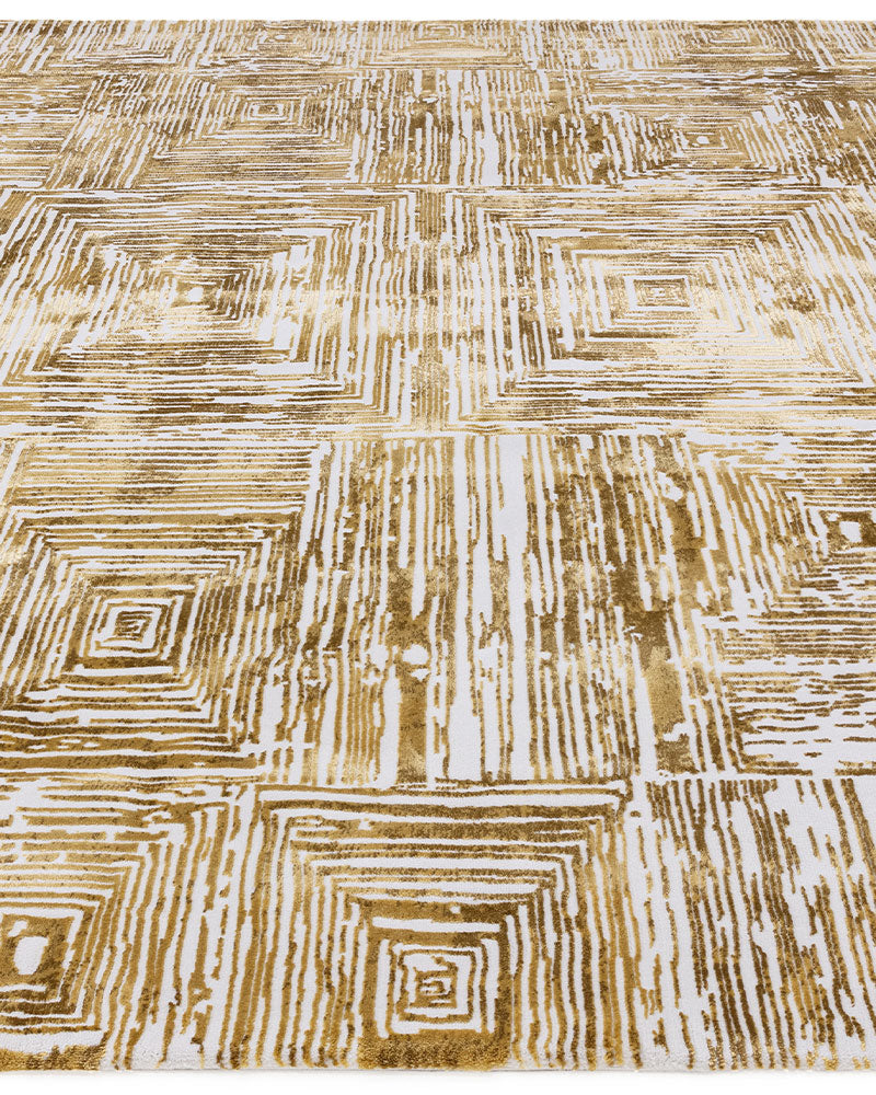 KUZA PORTRAIT GOLD GEOMETRIC RUG