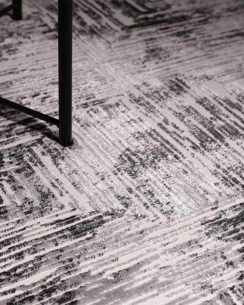 KUZA PORTRAIT GREY GEOMETRIC RUG