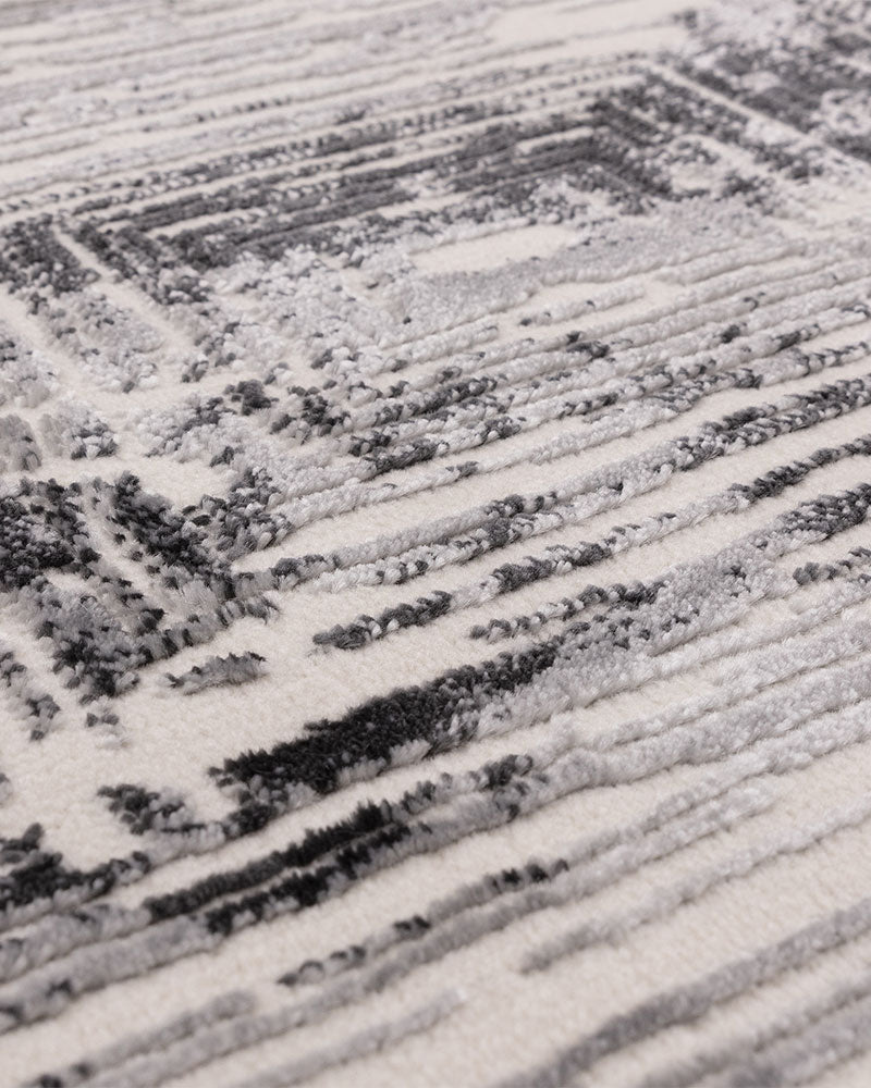 KUZA PORTRAIT GREY GEOMETRIC RUG