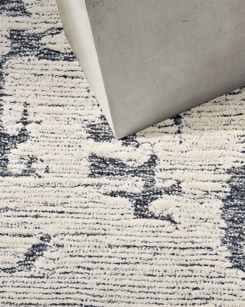 CALVIN KLEIN SCULPTURAL BLUE CUT & LOOP WOOL RUG