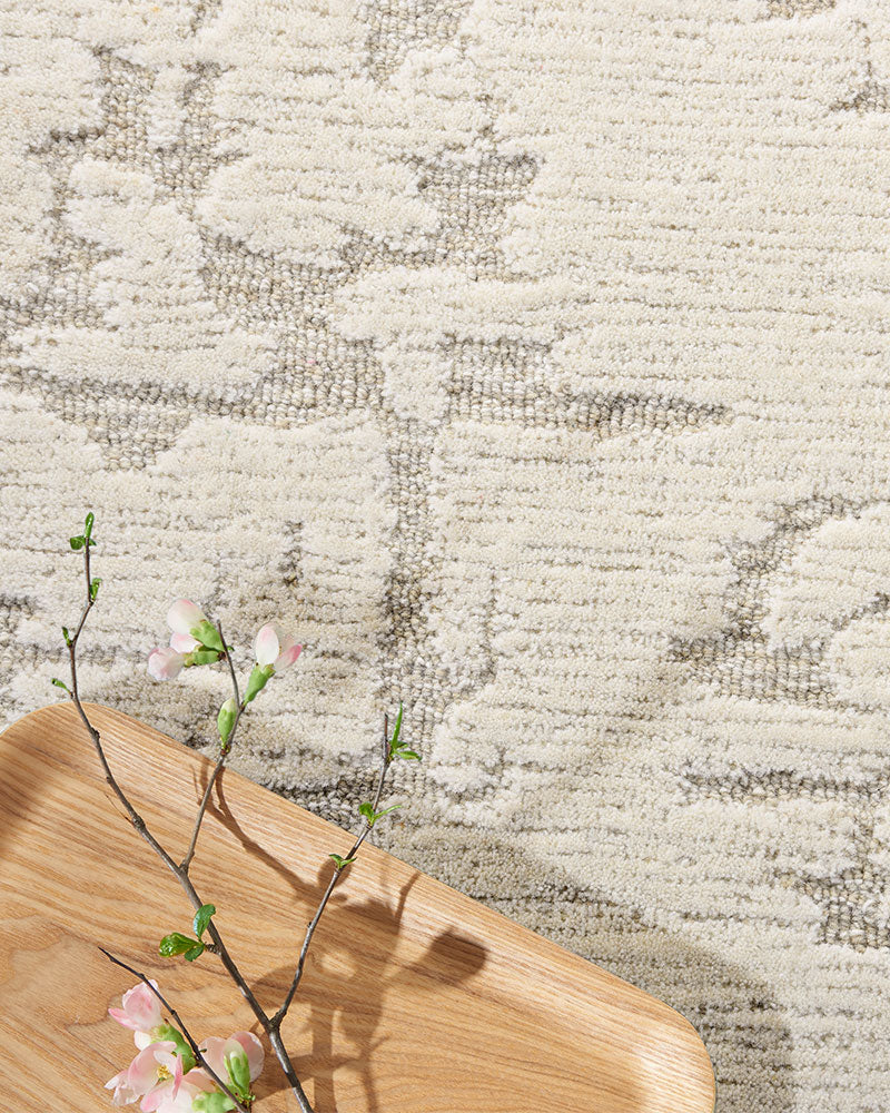 CALVIN KLEIN SCULPTURAL IVORY CUT & LOOP WOOL RUG