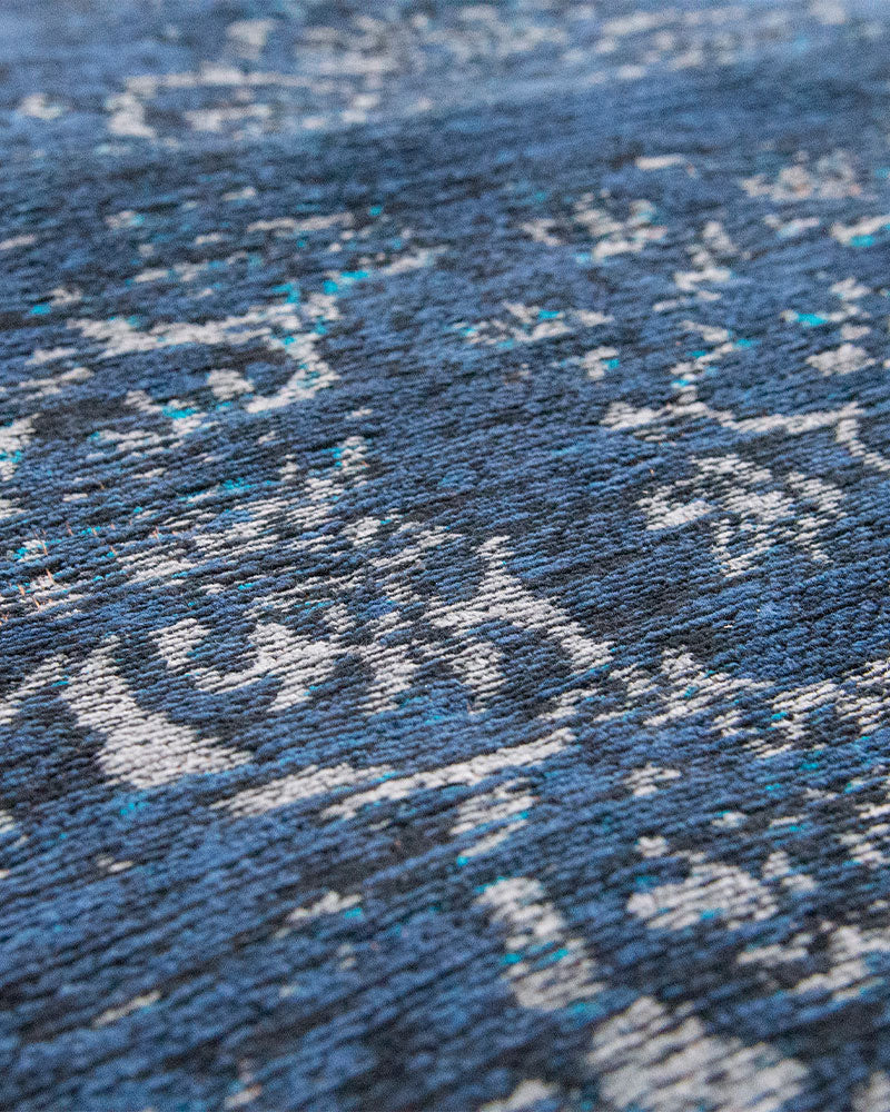 LDP FADING WORLD MEDALLION 8254 BLUE NIGHT