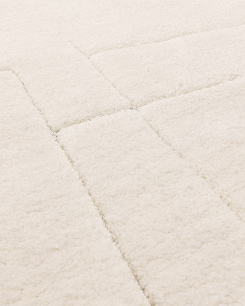 FES FE02 MOROCCAN BERBER RUG