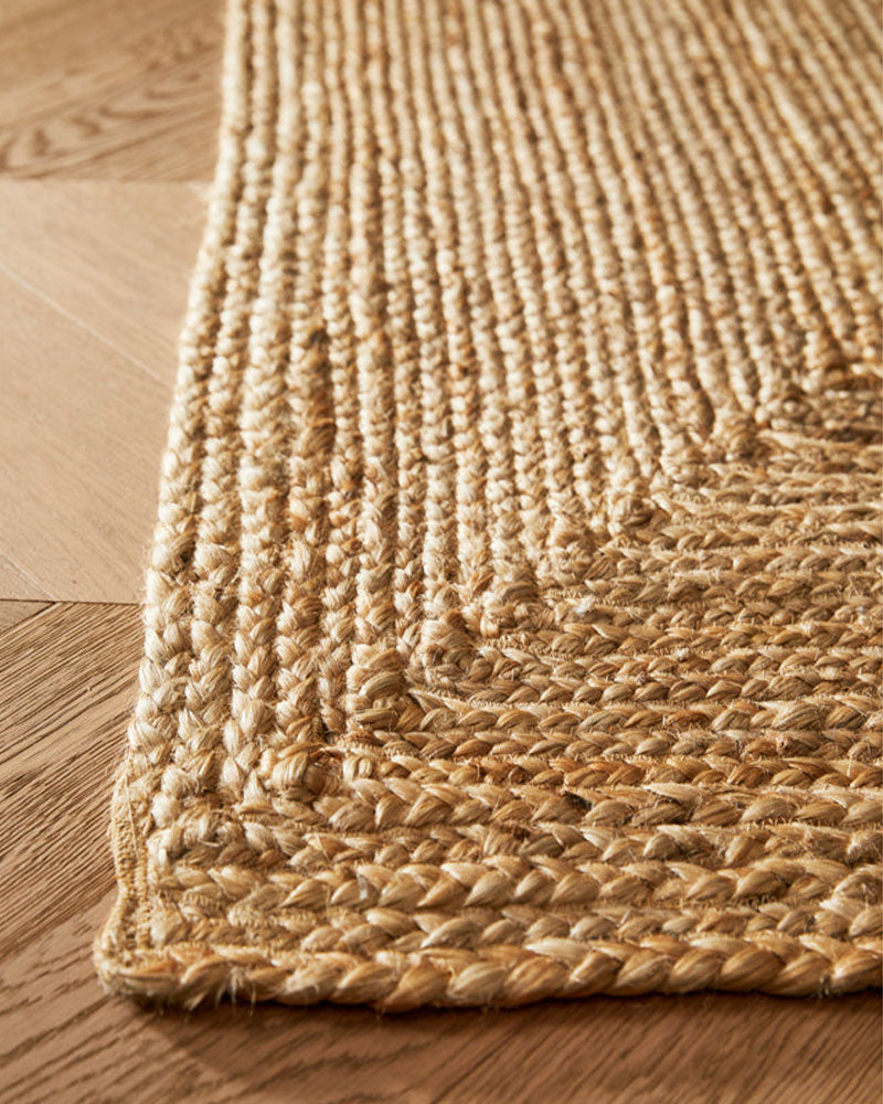 JUTE BRAIDED RUG NATURAL
