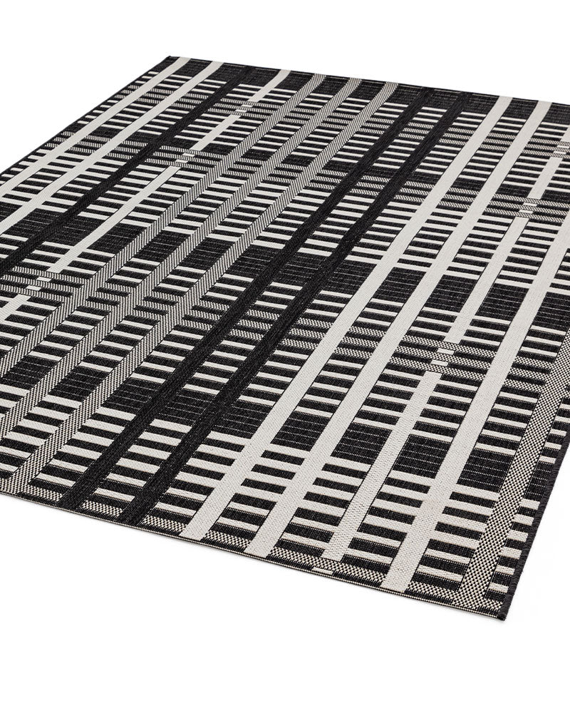 PATIO PAT22 GRID BLACK FLATWEAVE INDOOR OUTDOOR RUG