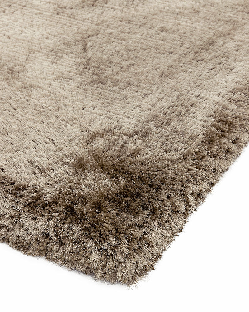 PLUSH LUXURY SHAGGY TAUPE