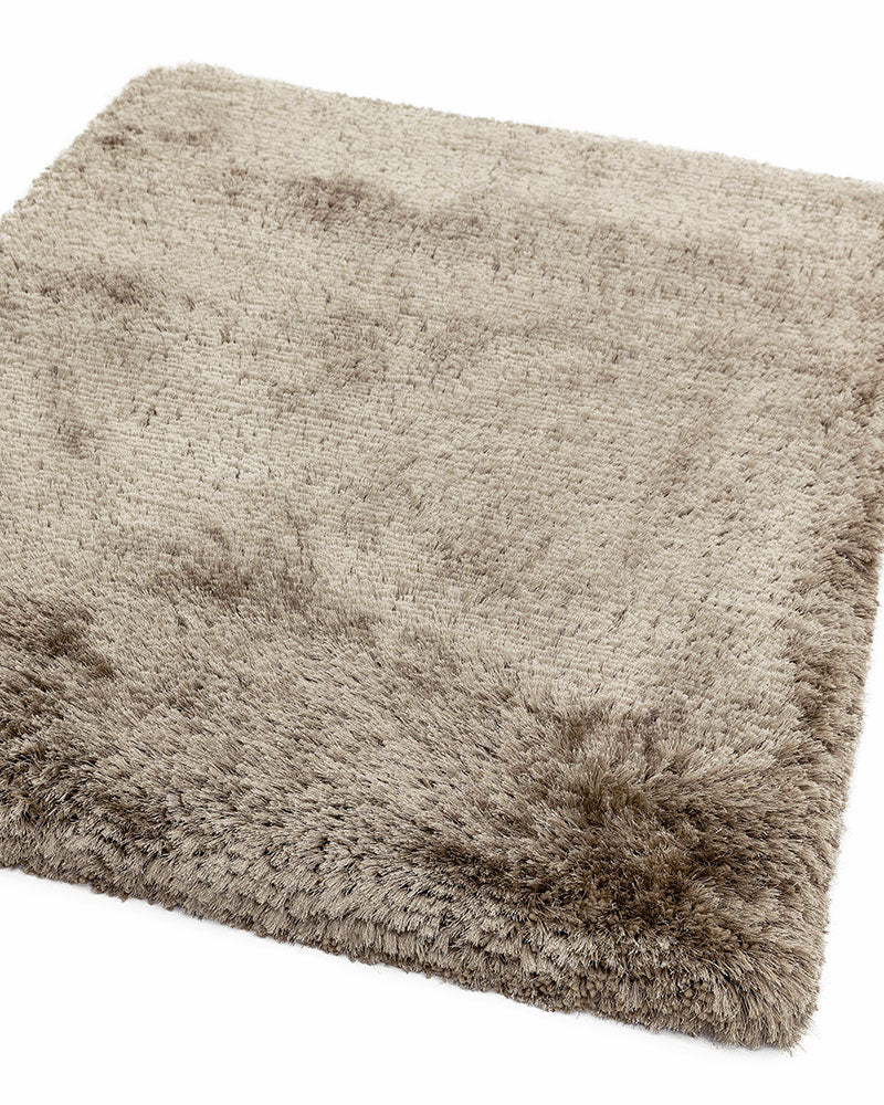 PLUSH LUXURY SHAGGY TAUPE