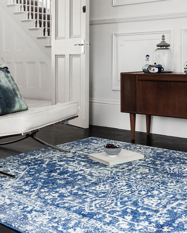 VINTAGE-INSPIRED RUGS