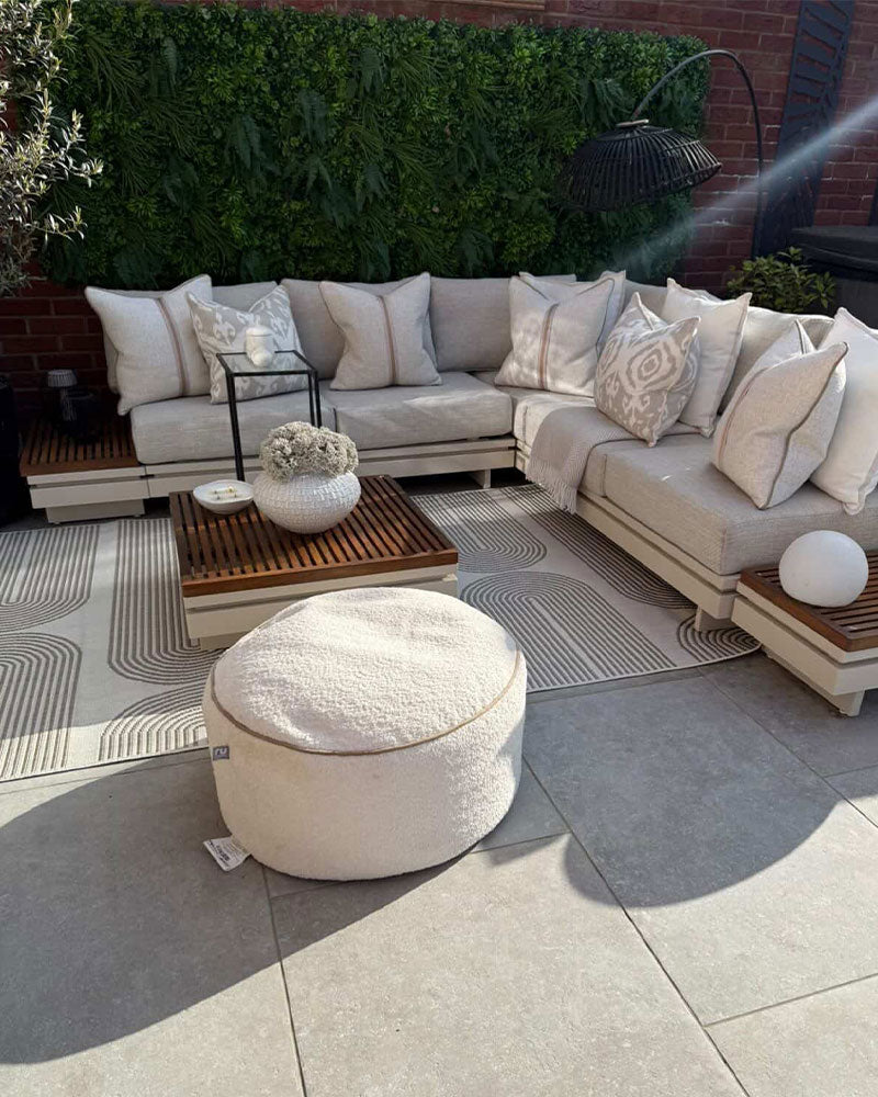 NEUTRAL ARCS INDOOR OUTDOOR FLATWEAVE RUG