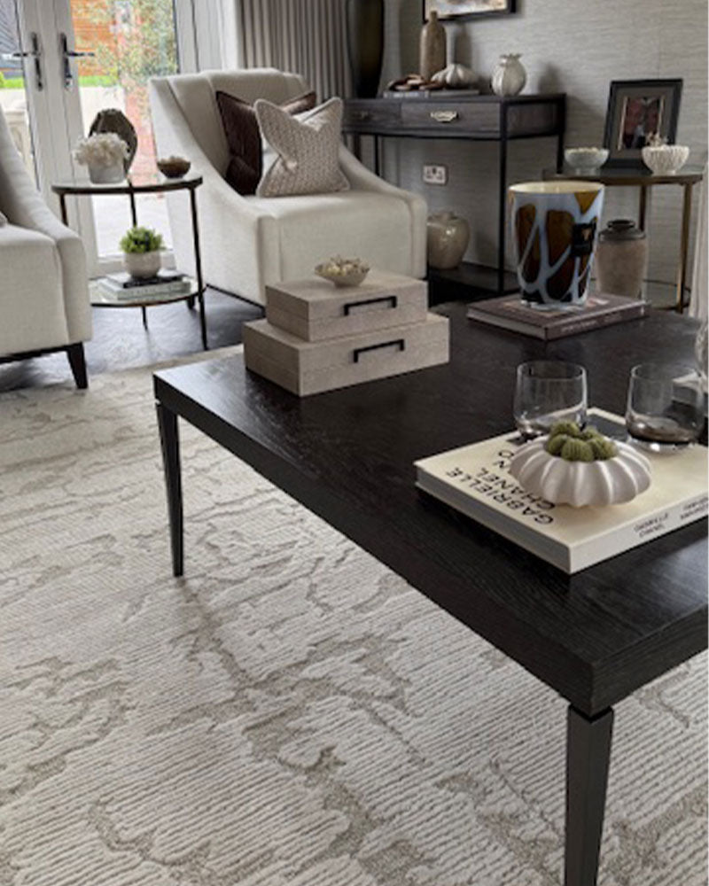CALVIN KLEIN SCULPTURAL IVORY CUT & LOOP WOOL RUG