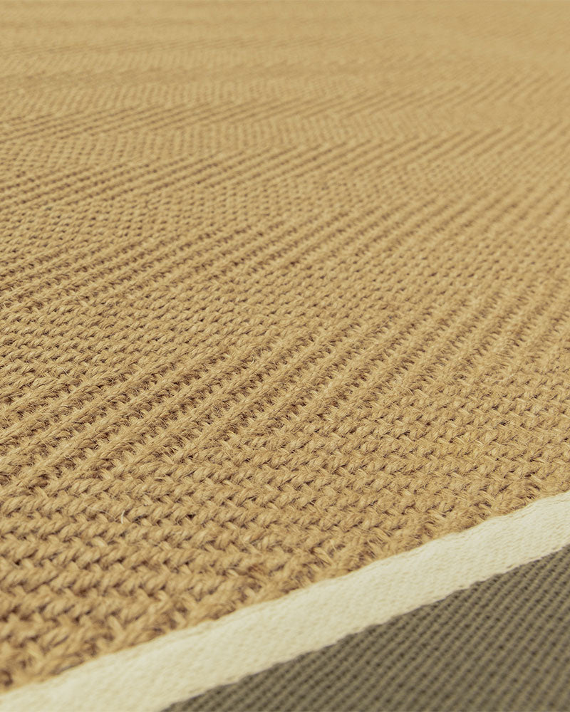 BORDO SISAL HERRINGBONE WITH KHAKI / CREAM BORDER RUG