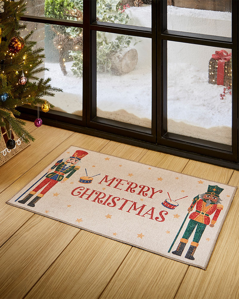 CHRISTMAS WASHABLE NUTCRACKER MULTI RUNNER & MAT SET