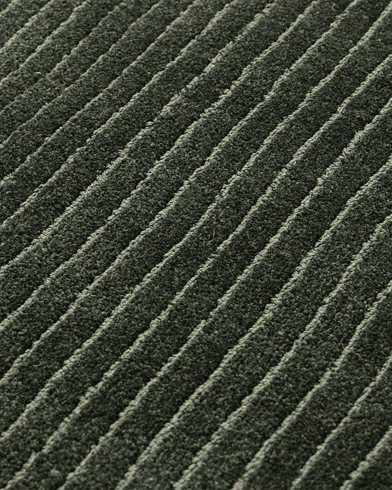 ROWAN PLAIN FINE LOOP EMERALD GREEN RUG