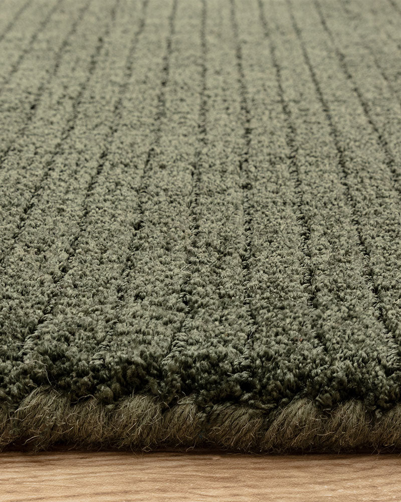 ROWAN PLAIN FINE LOOP EMERALD GREEN RUG