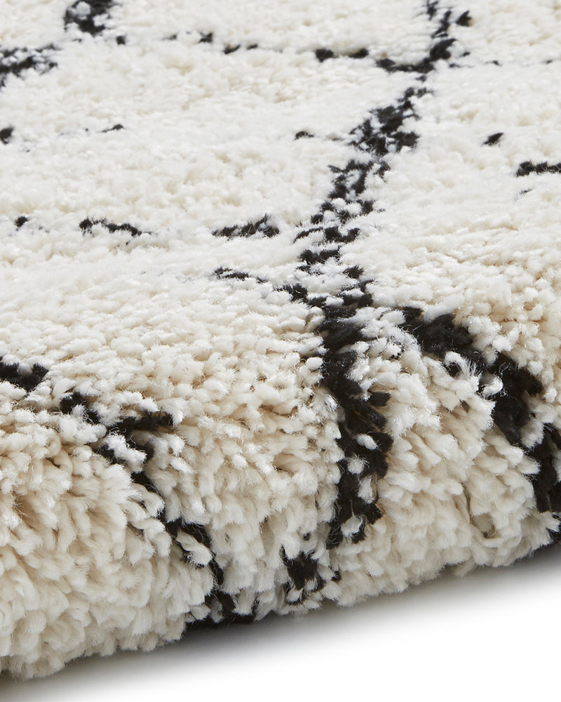 BOHO 5402 BLACK WHITE MOROCCAN BERBER SHAGGY MODERN