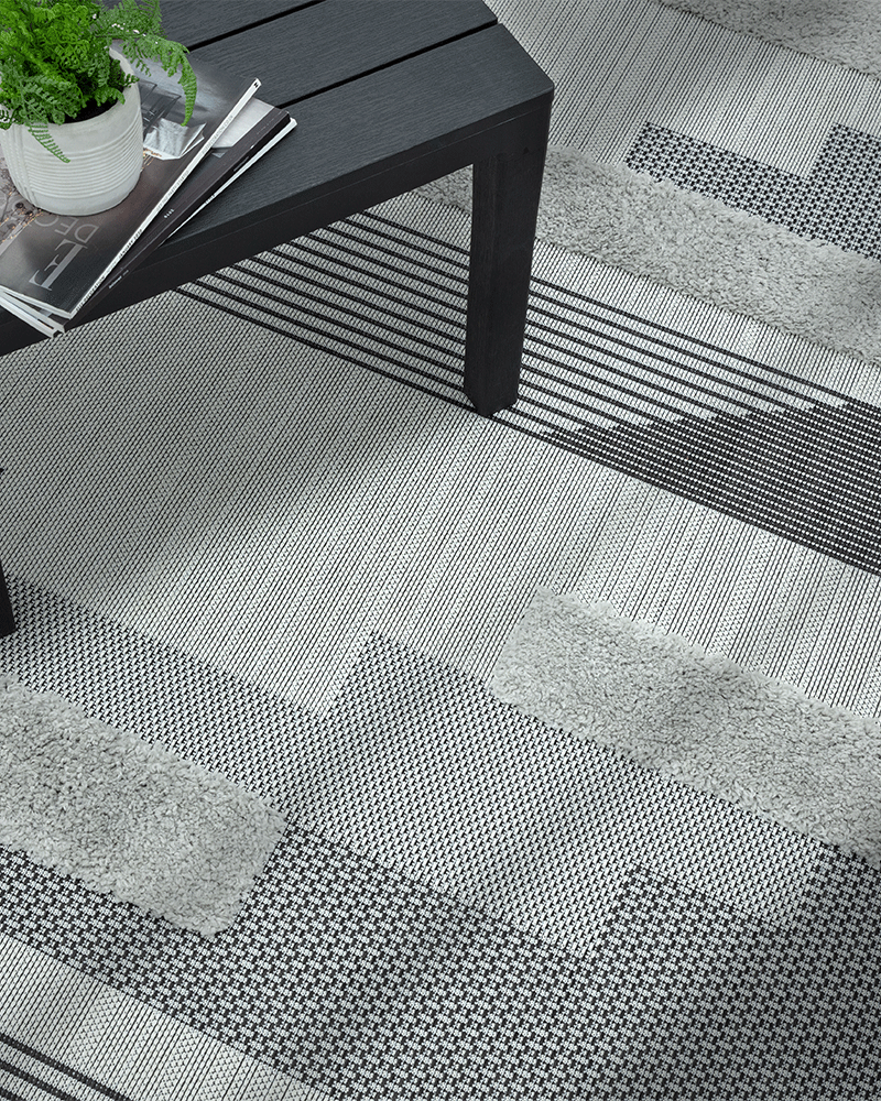 MONTY OUTDOOR RUG MN05 BLACK / GREY GEOMETRIC