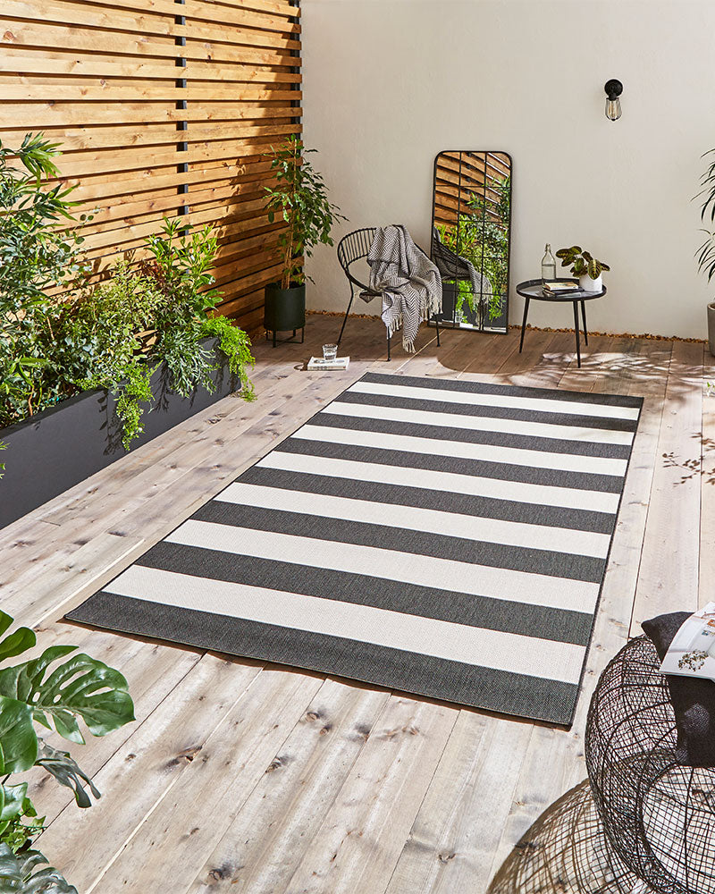 SANTA MONICA BLACK WHITE STRIPE 48644 INDOOR / OUTDOOR FLAT WEAVE RUG